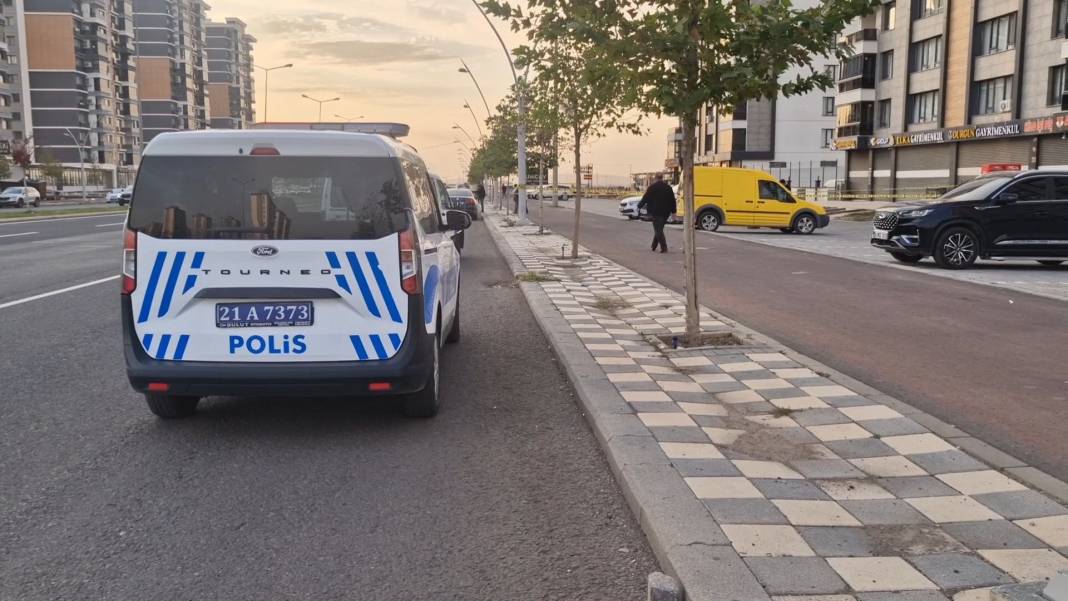 Kasap dükkanında silahlı çatışma çıktı! 2 ölü, 2 yaralı var 1